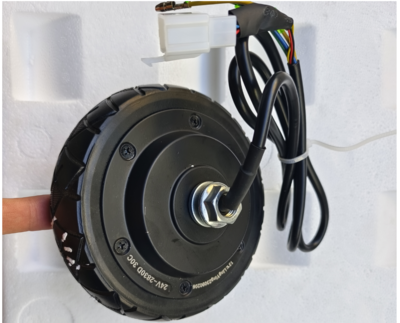 新澳瑪無刷無齒輪轂電機滑板車,輕松征服城市出行?深度測評